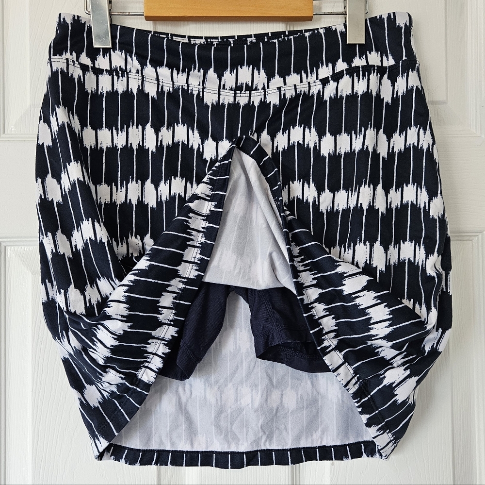 Skort Medium Seg'ments Luxe Midnight Blue And White Stretchy